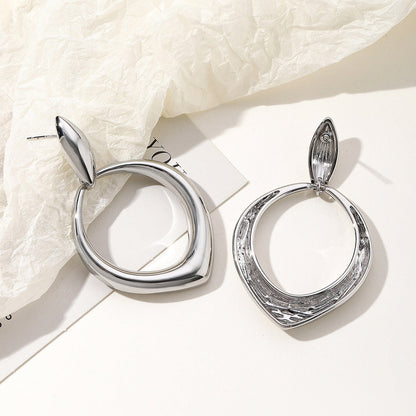 Retro Metallic Stud Earrings