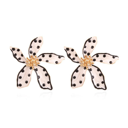 Dotted Flower Earrings