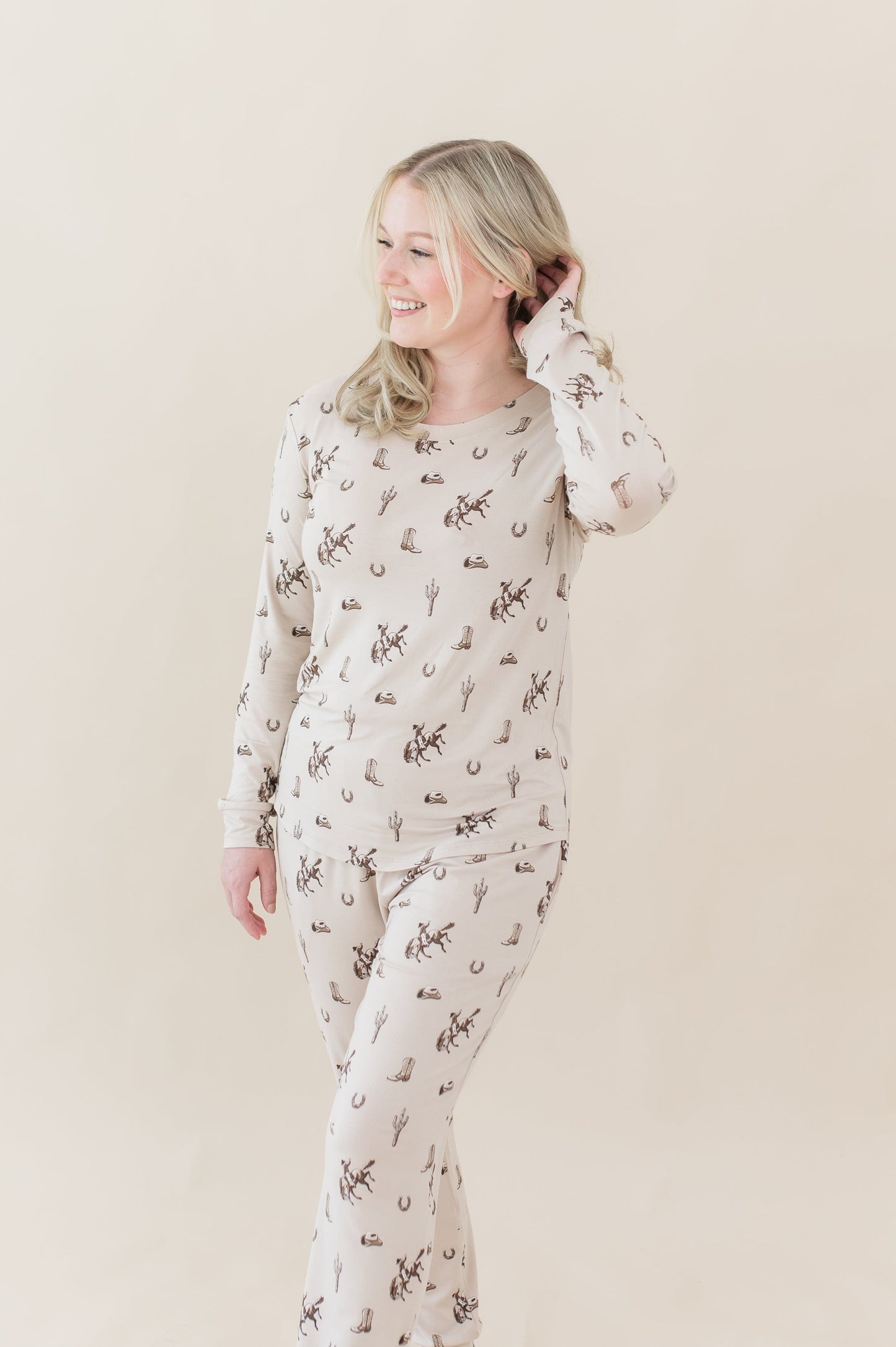 Women's Jogger Pajama Set in Classic Cowboy