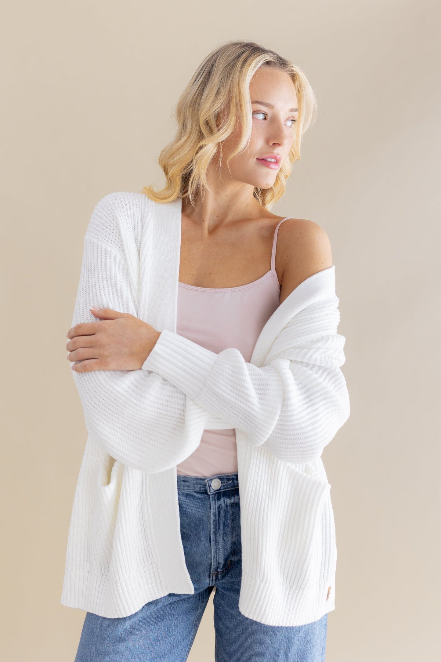 Chunky Knit Women's Oversized Cardigan in Cloud
