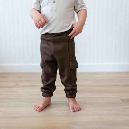 Fleece Cargo Pants in Espresso