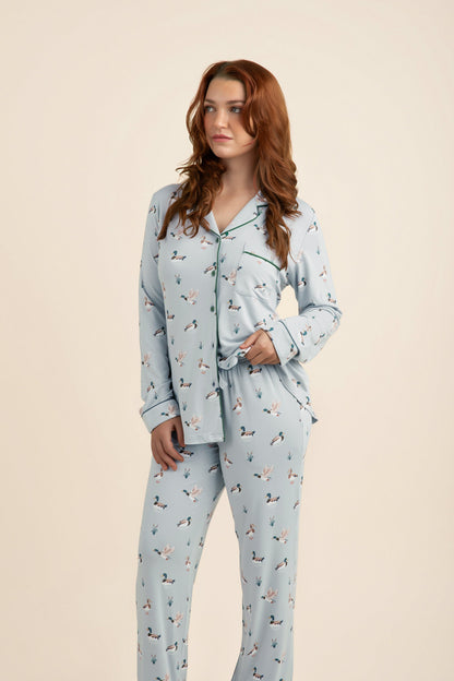Long-Sleeved Women's Pajama Set in Mallard Duck