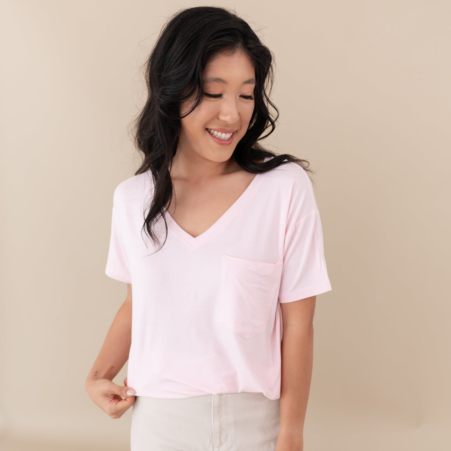 Women’s Relaxed Fit V-Neck in Sakura
