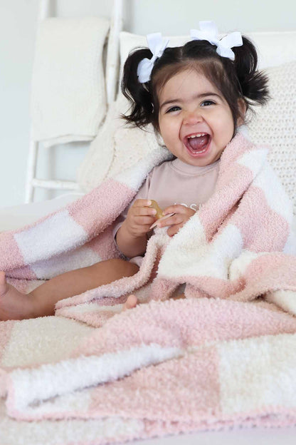 CuddleLane™ Luxe Blankets | Stripe