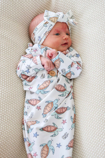 Newborn Baby Knot Gown & Hat Set | Turtley Rad